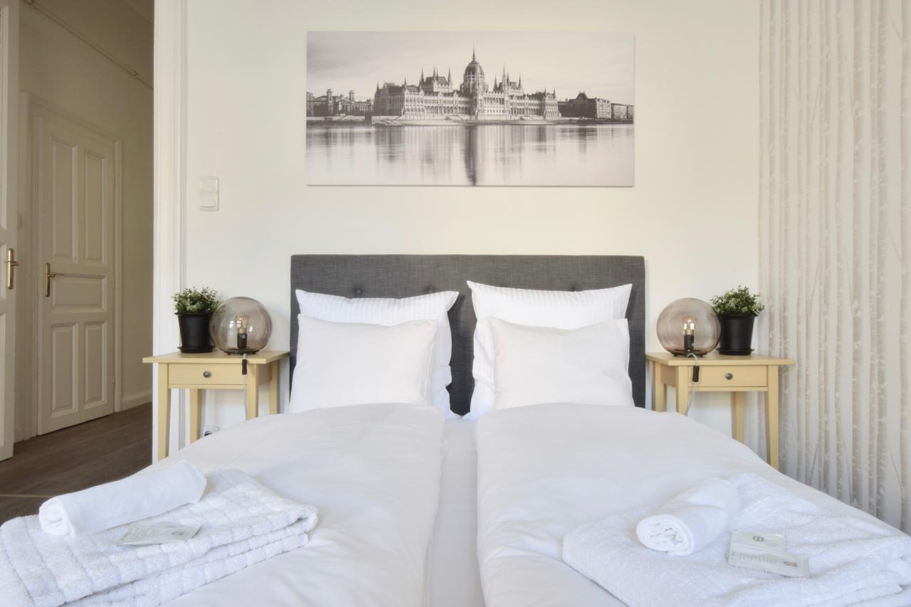 Standard Apartment By Hi5 - Dessewffy 39 Budapest Bagian luar foto