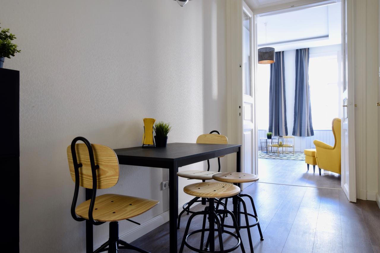 Standard Apartment By Hi5 - Dessewffy 39 Budapest Bagian luar foto