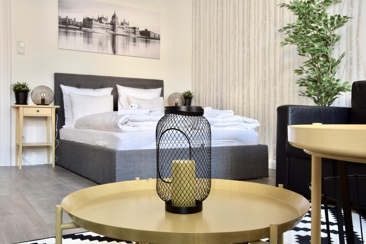 Standard Apartment By Hi5 - Dessewffy 39 Budapest Bagian luar foto