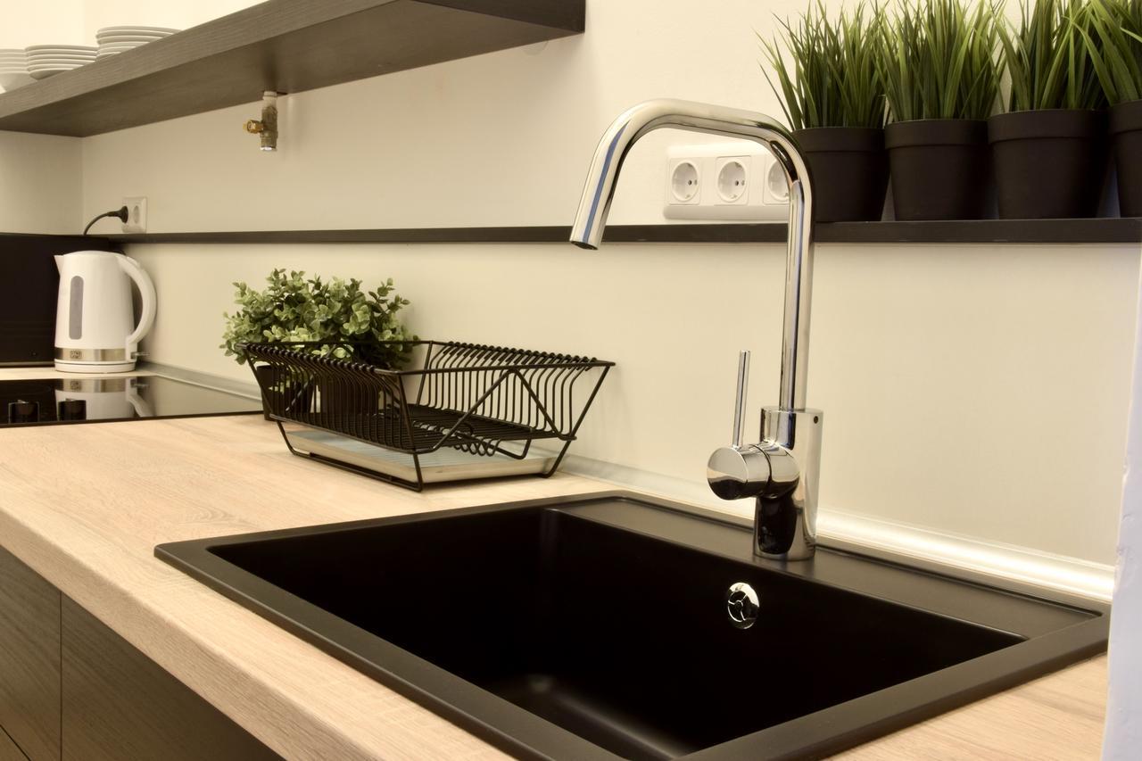 Standard Apartment By Hi5 - Dessewffy 39 Budapest Bagian luar foto