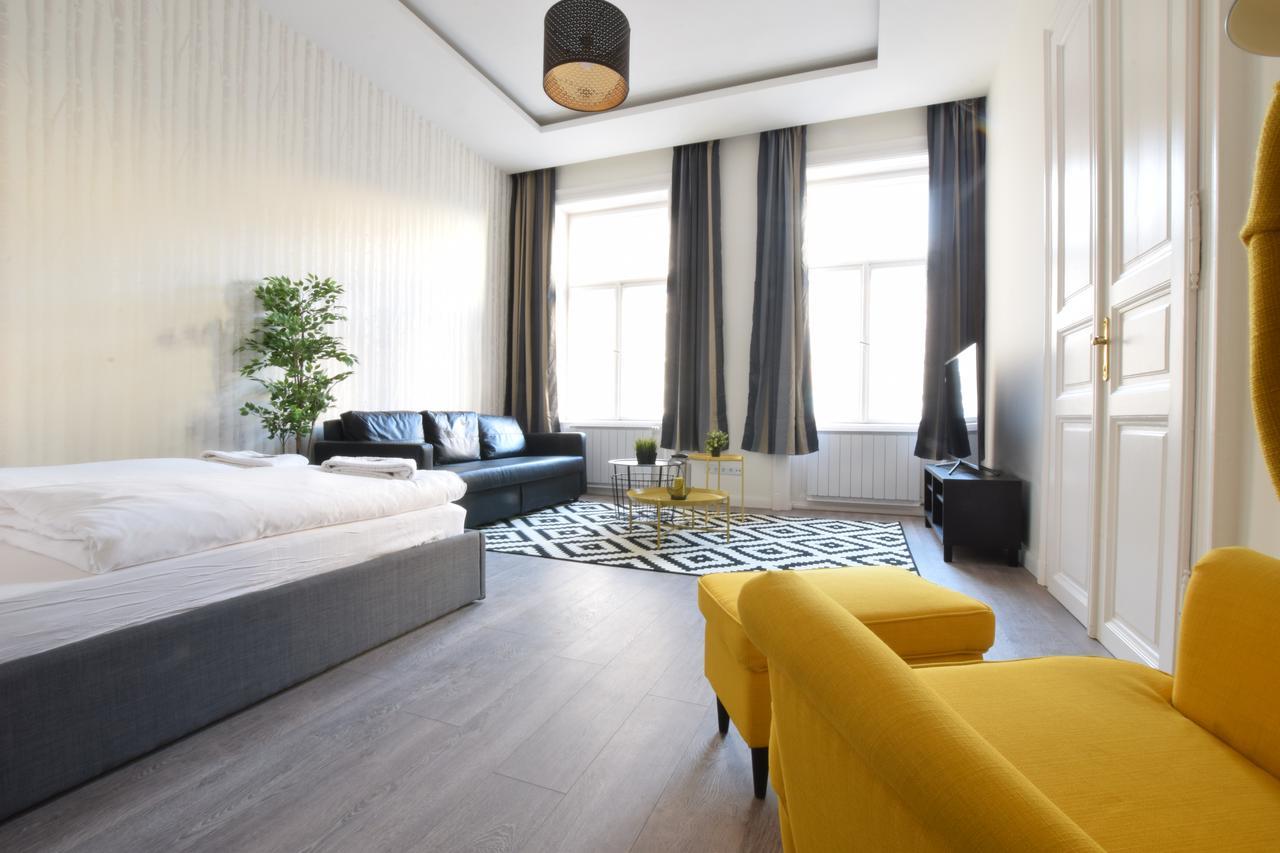 Standard Apartment By Hi5 - Dessewffy 39 Budapest Bagian luar foto